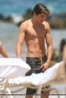 zac is so cute