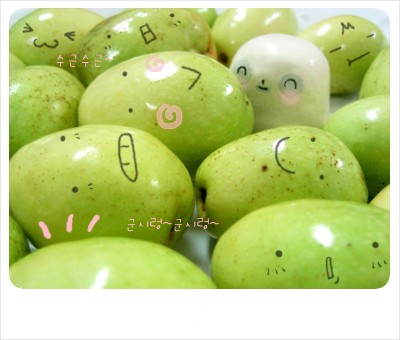 cute kawaii yummy apples
